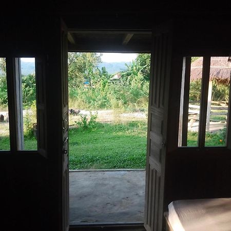 Shanta Ghar A Rustic Guesthouse Читван Экстерьер фото