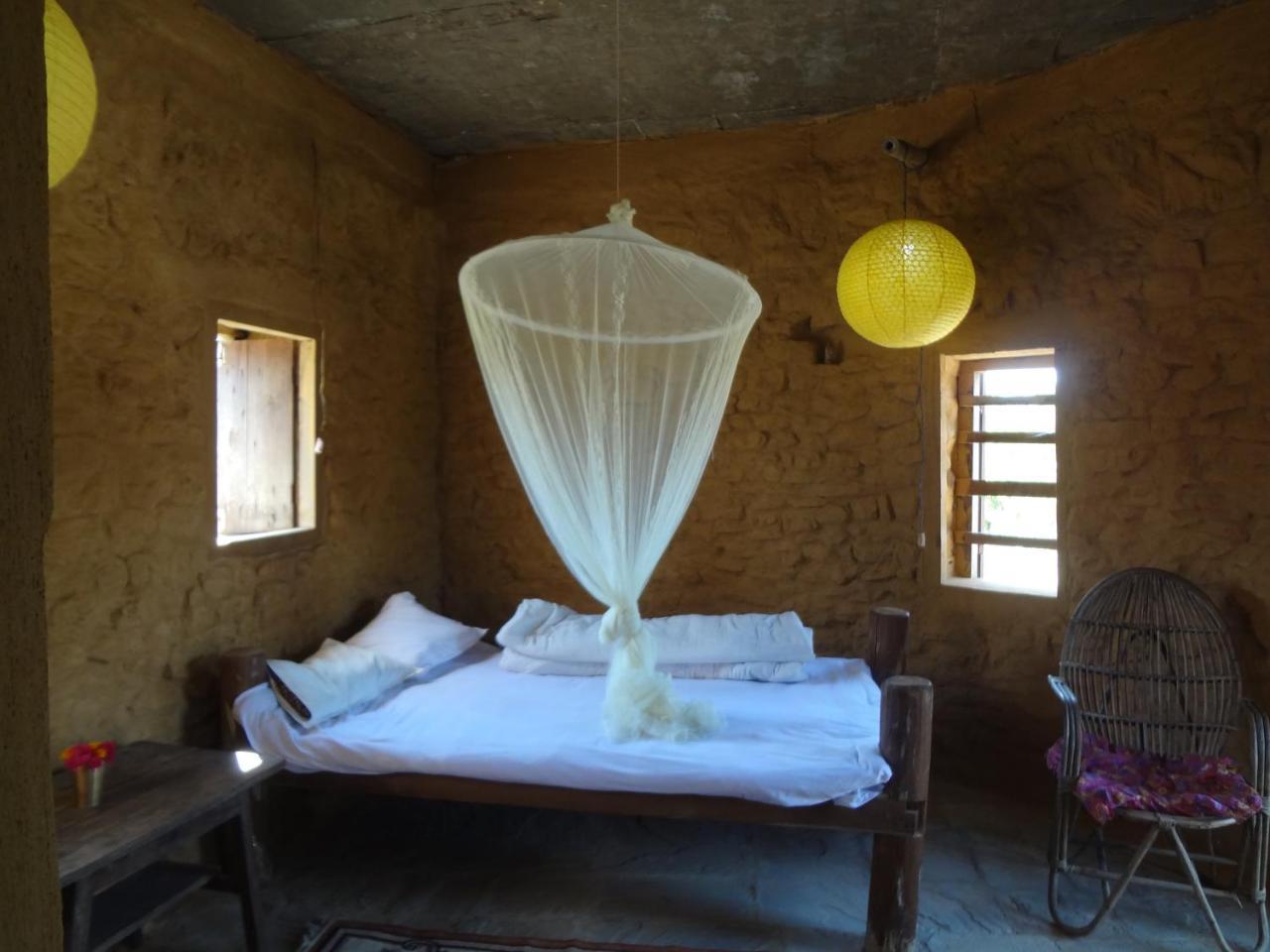 Shanta Ghar A Rustic Guesthouse Читван Экстерьер фото